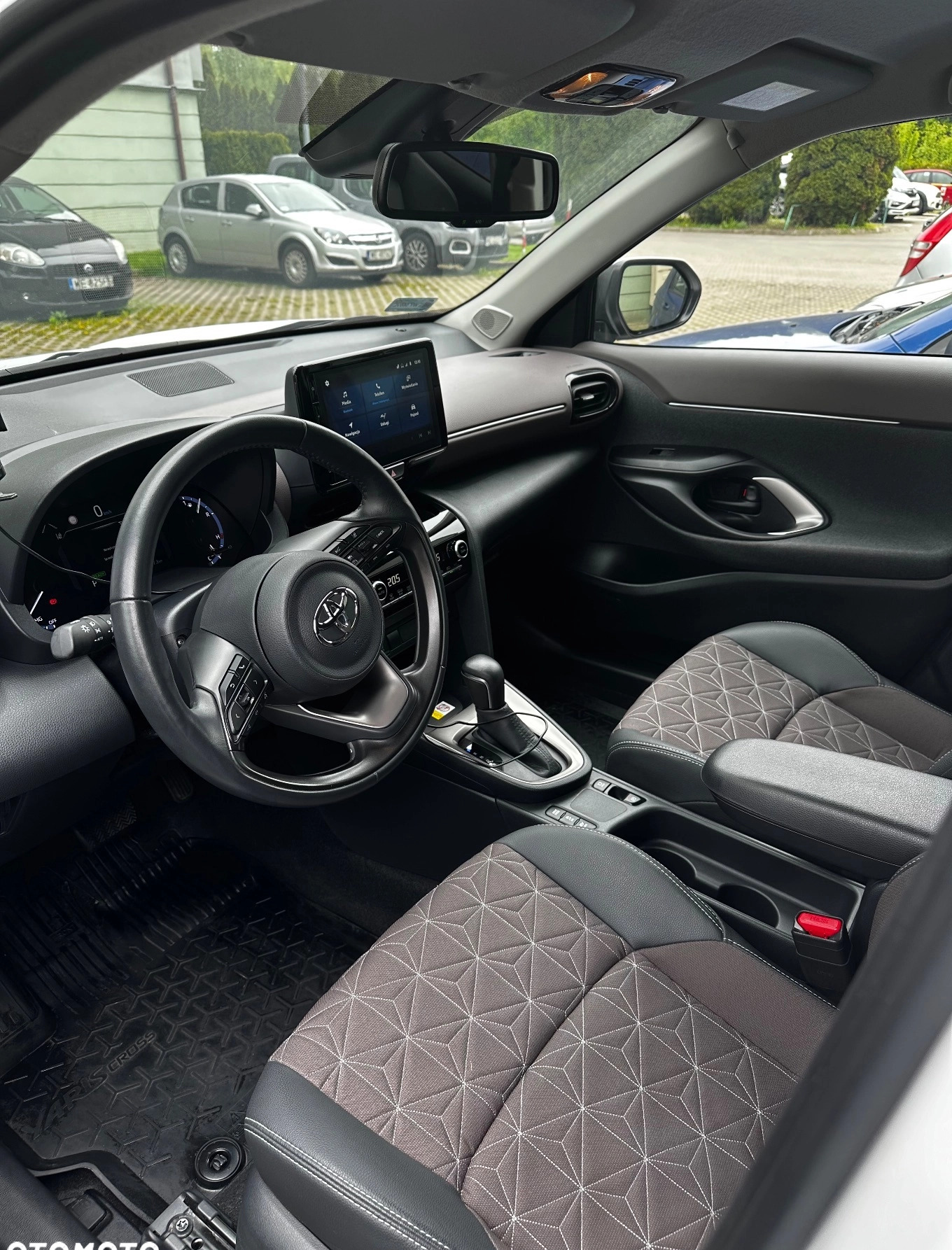 Toyota Yaris Cross cena 114500 przebieg: 18698, rok produkcji 2021 z Warszawa małe 742